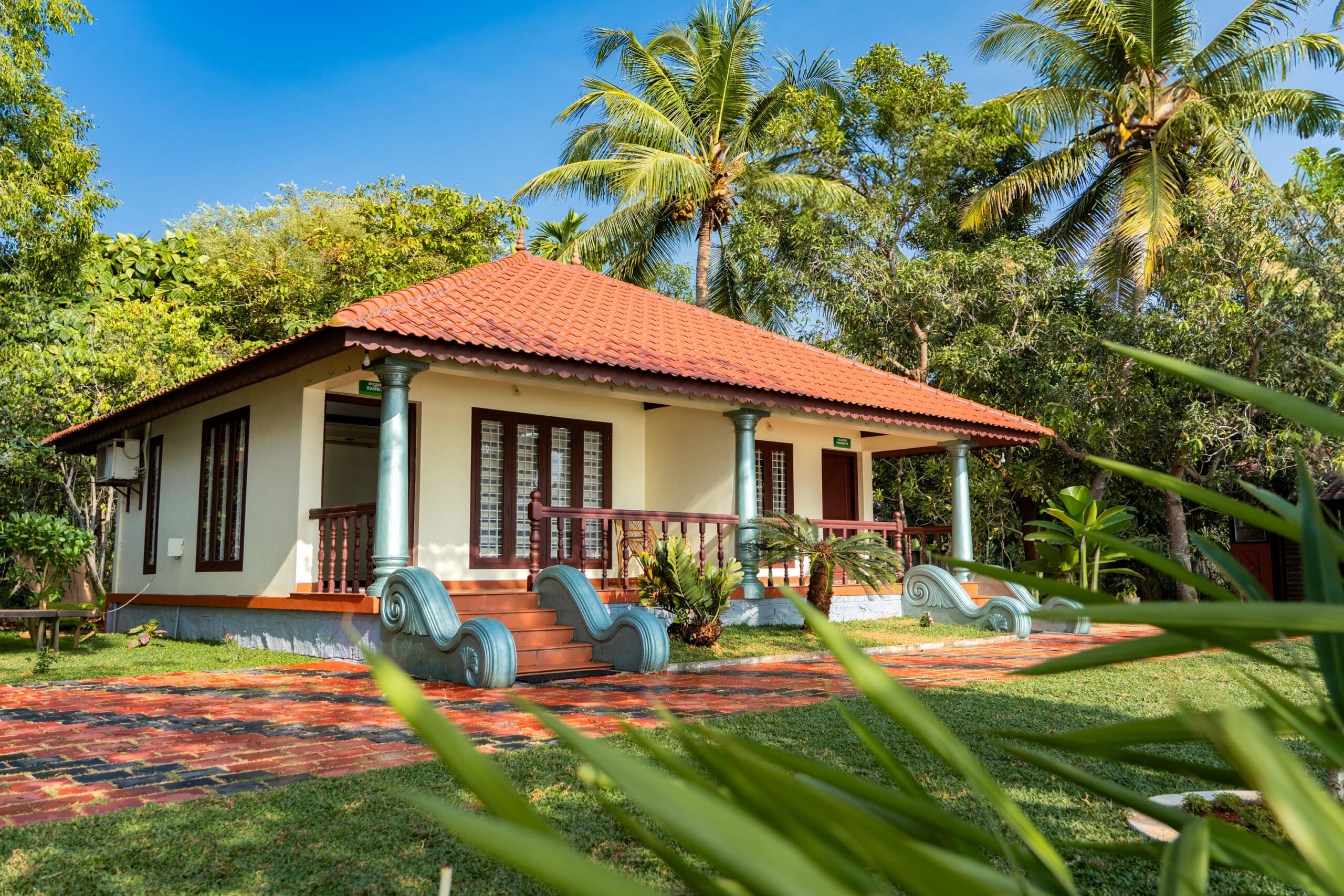 top ayurvedic resorts in kerala